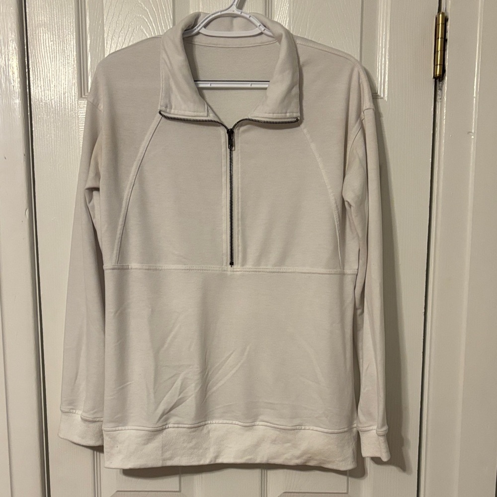 Women's White Quarter Zip Sweatshirt, Size M, Smoke Free Home